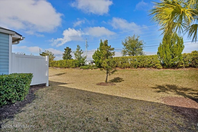 LIVE THE BEACON LAKE LIFESTYLE... FOR LESS! Welcome to one of - photo 30