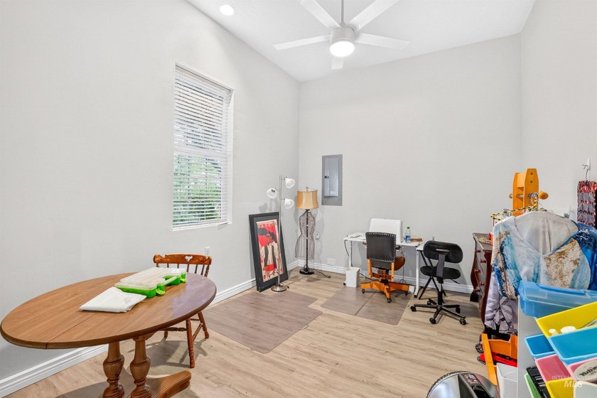 A home designed for adventure, comfort, and entertaining - photo 43