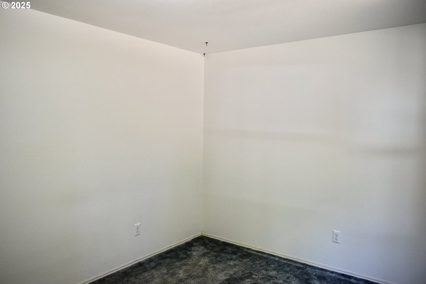Private Country Retreat in Port Orford! Welcome to 42065 Vista - photo 18