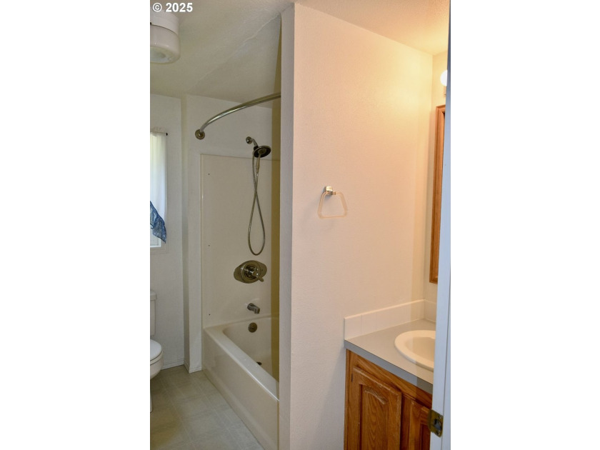 Private Country Retreat in Port Orford! Welcome to 42065 Vista - photo 21