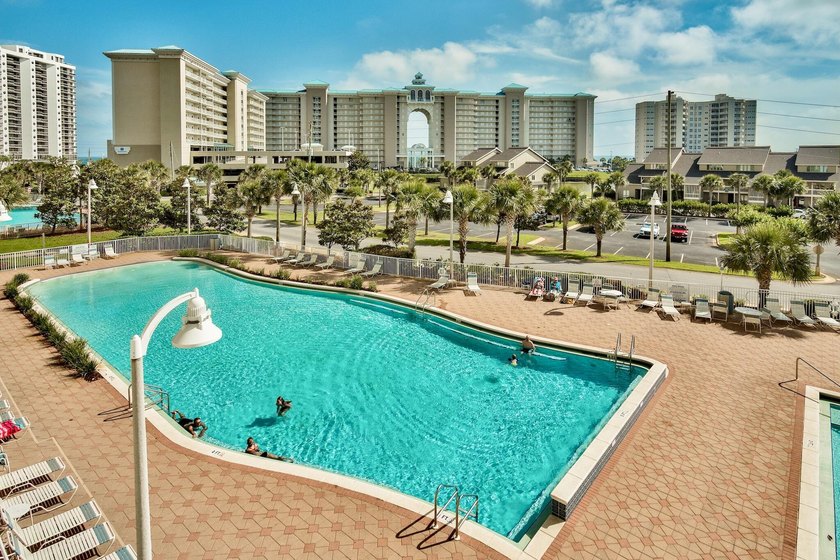Experience elevated coastal living at 122 Seascape Blvd, Unit - photo 26