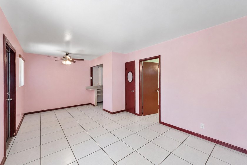 Rare triplex offering in the heart of SoSo, one of West Palm - photo 27