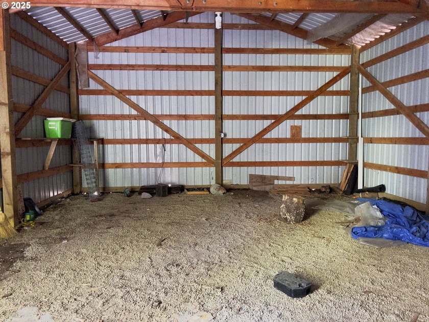 Private Country Retreat in Port Orford! Welcome to 42065 Vista - photo 31