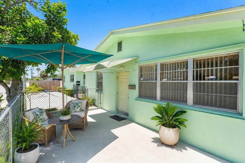 Rare triplex offering in the heart of SoSo, one of West Palm - photo 33