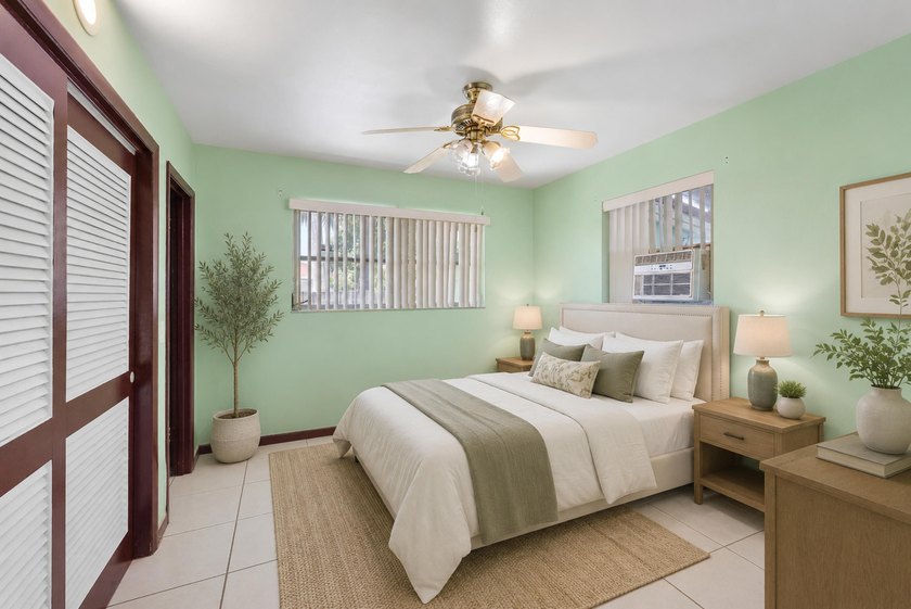 Rare triplex offering in the heart of SoSo, one of West Palm - photo 42
