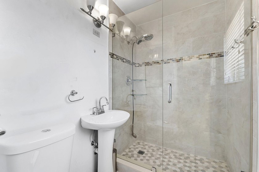 Rare triplex offering in the heart of SoSo, one of West Palm - photo 47
