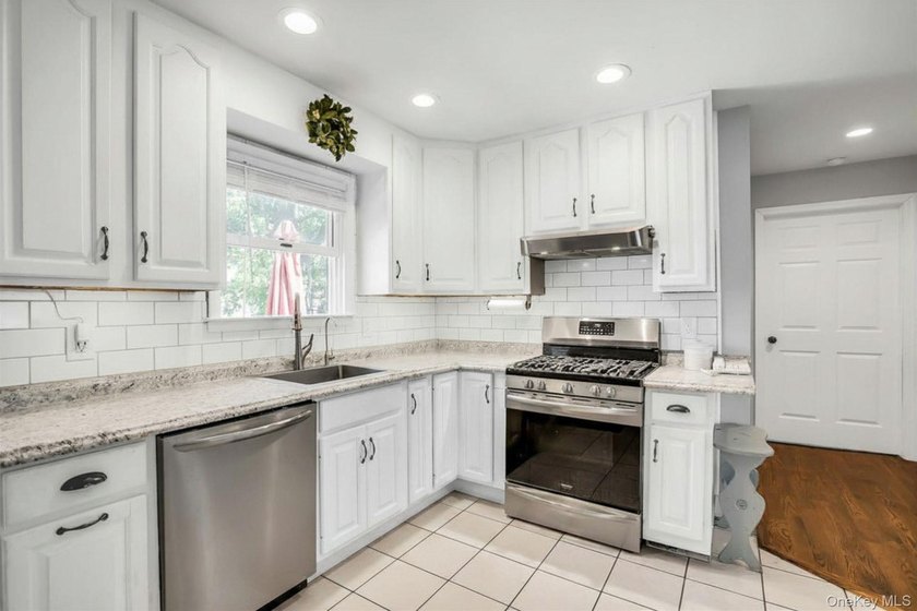 Welcome to 57 Wantagh Avenue in East Islip - a beautifully - photo 11
