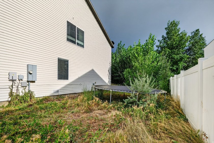 Welcome to this beautifully kept two-story home in one of - photo 22