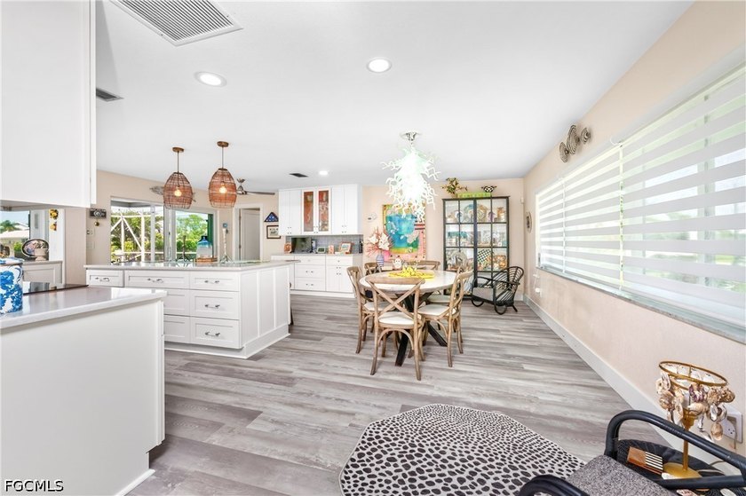 LIVE THE ULTIMATE PUNTA GORDA ISLES WATERFRONT LIFESTYLE! - photo 4