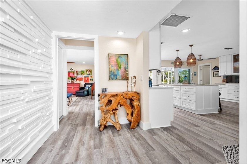 LIVE THE ULTIMATE PUNTA GORDA ISLES WATERFRONT LIFESTYLE! - photo 6