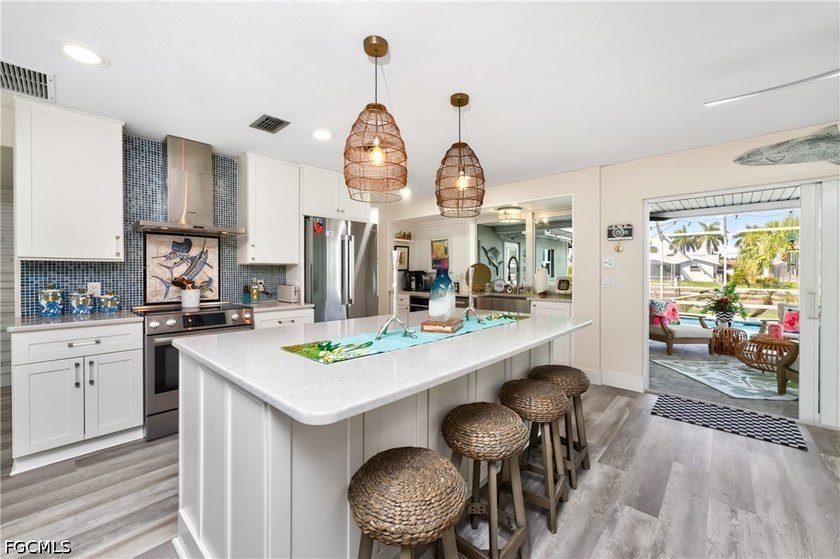 LIVE THE ULTIMATE PUNTA GORDA ISLES WATERFRONT LIFESTYLE! - photo 10