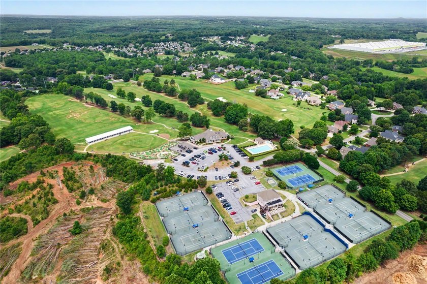 Experience ultimate golf course luxury in Tully Point at - photo 49