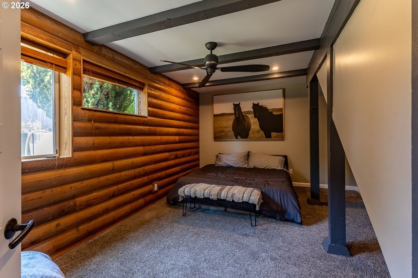 Experience the perfect blend of timeless mid-century modern - photo 16