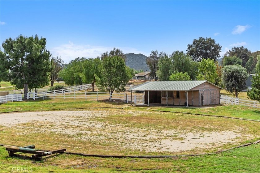 22455 Grand Ave - photo 36