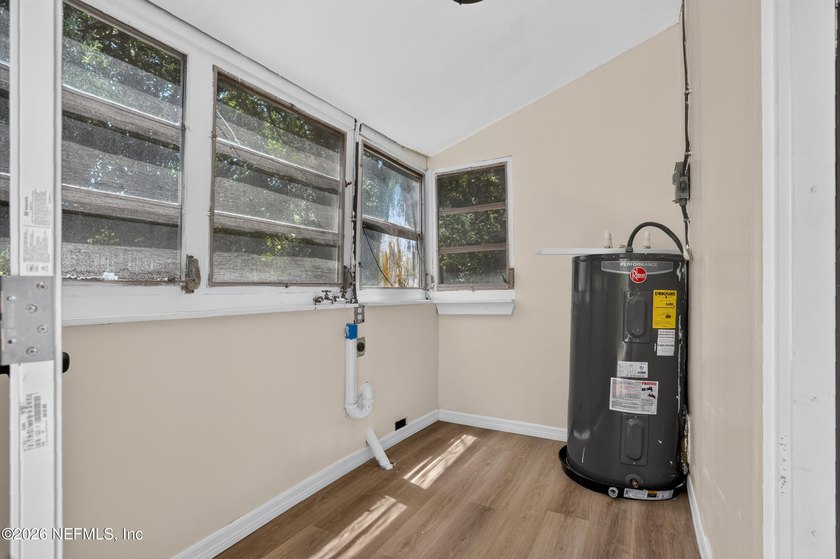 Own for around what you pay in rent -- FULLY RENOVATED 3BR - photo 19