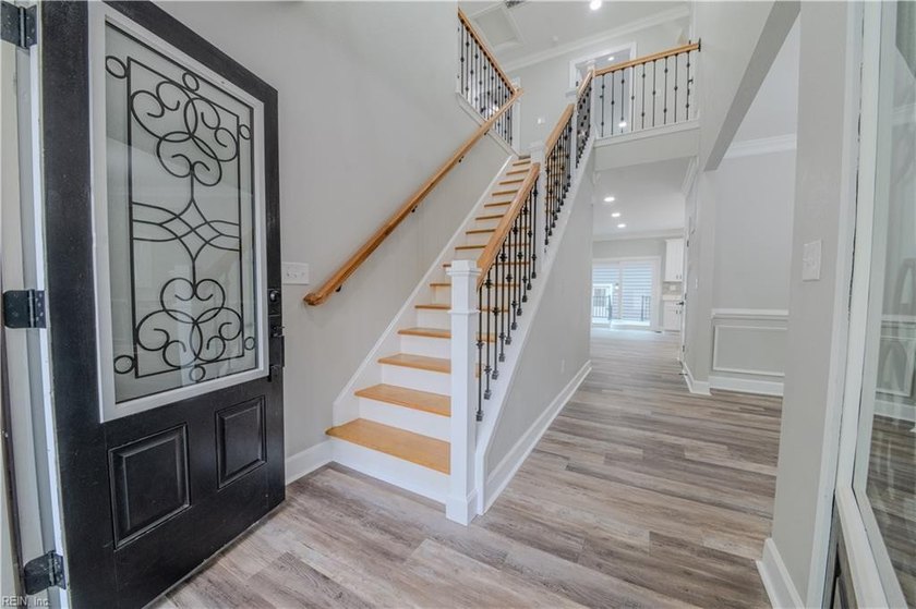 Upscale Coastal Living in highly sought-after Riverwatch on - photo 10