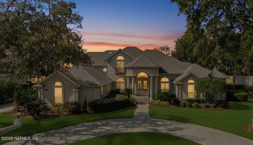 Welcome to this stunning 5-bedroom, 5-bathroom home in the - photo 2