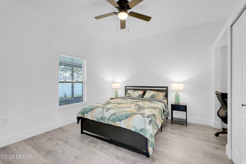 Perfection. Elegance. Location. An exceptional opportunity to - photo 18