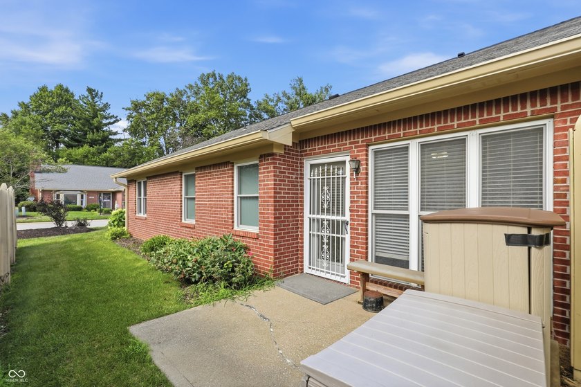 Discover the ease of single-story living at 6510 Waybridge CT - photo 29