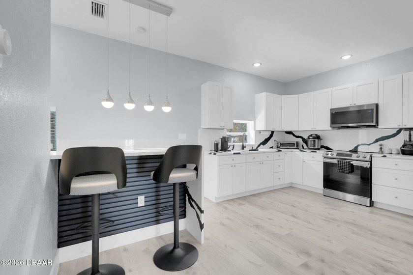 Perfection. Elegance. Location. An exceptional opportunity to - photo 34