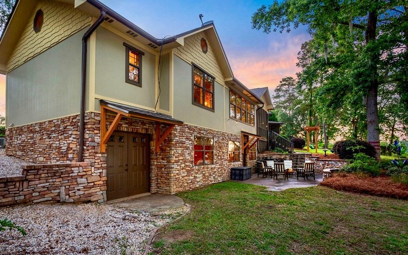 Luxury waterfront living awaits at this exceptional - photo 5