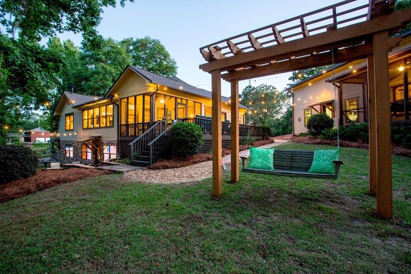 Luxury waterfront living awaits at this exceptional - photo 6