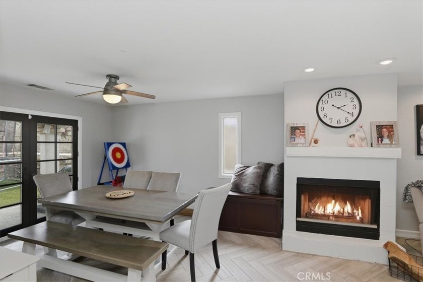 Welcome to this beautifully maintained 4 bedroom, 2.5 bath home - photo 13