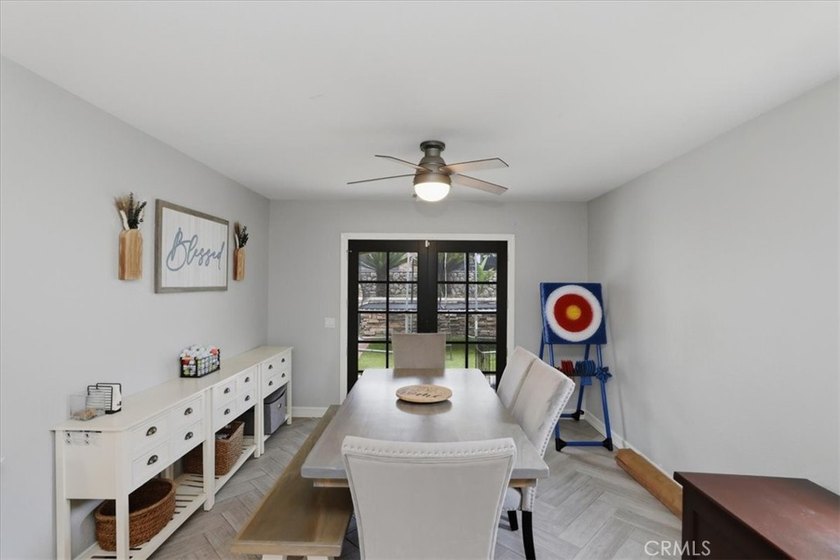 Welcome to this beautifully maintained 4 bedroom, 2.5 bath home - photo 14
