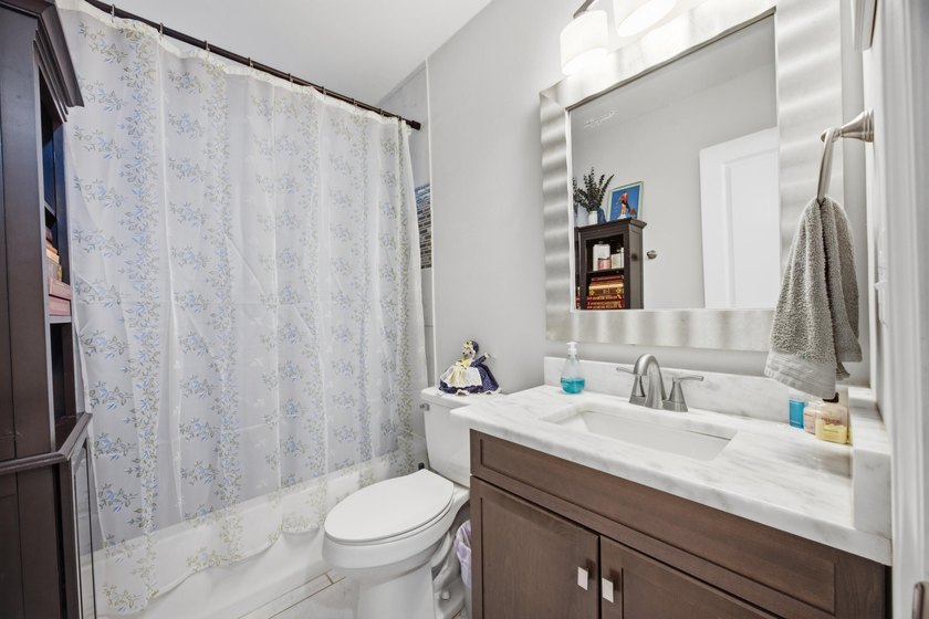 ***Home Sweet Home*** Welcome to this beautifully UPDATED 3 - photo 31