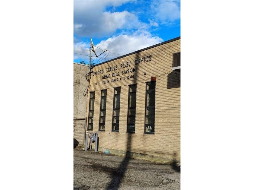 Investment Opportunity! Three Story Mixed-use offices &amp; Retail - photo 17