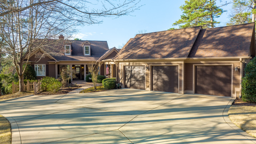 Breathtaking View of Golf Course, Green &amp; Pond - Under Contract S - photo 9