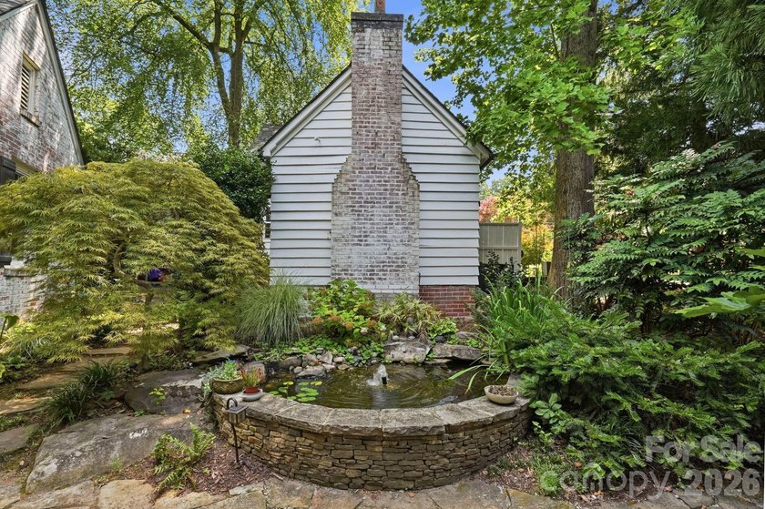 Within Plaza Midwood's most exclusive enclave sits one of the - photo 36