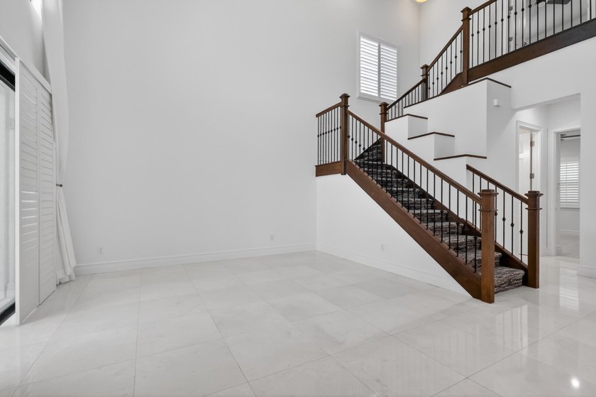 SHOWINGS START ON SATURDAY 05/23 AT 10:30AM Experience the - photo 7