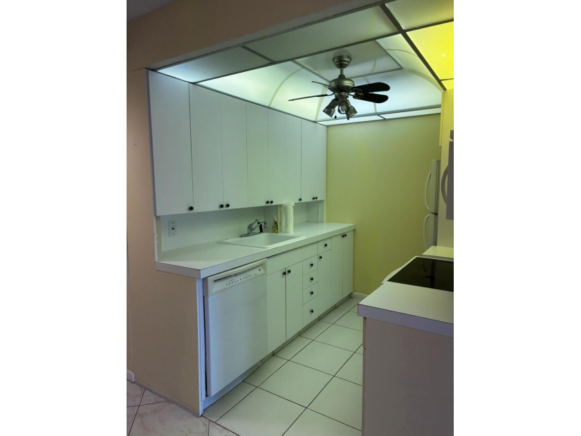 Your opportunity to own a piece of paradise. Location and - photo 9