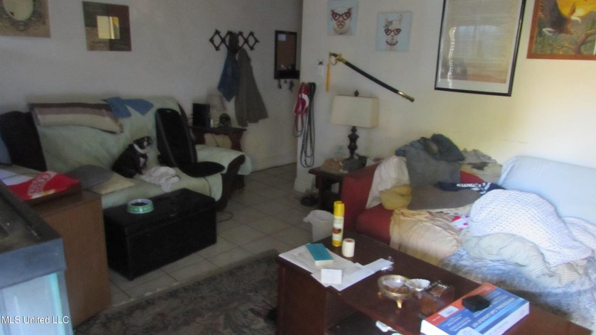 Great investment opportunity in this 3/2 brick duplex. Both - photo 6