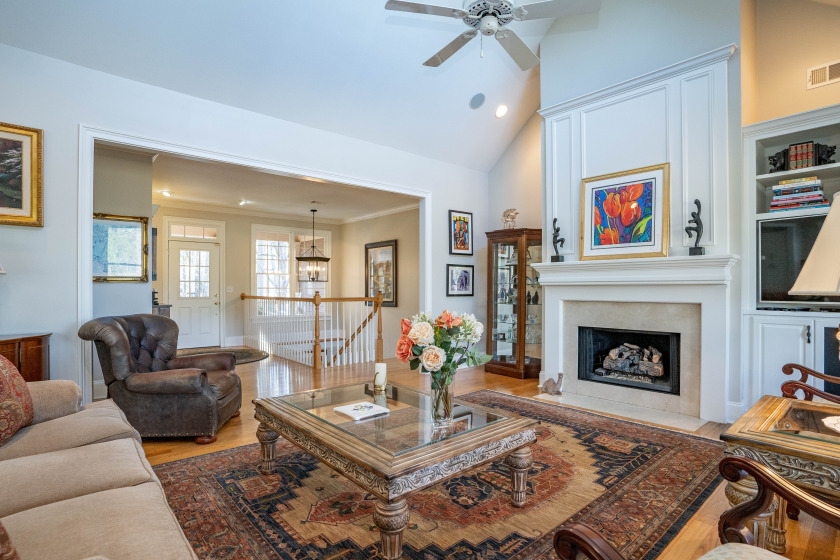Breathtaking View of Golf Course, Green &amp; Pond - Under Contract S - photo 12