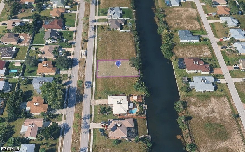 Build your dream home on this beautiful freshwater canal lot in - photo 5