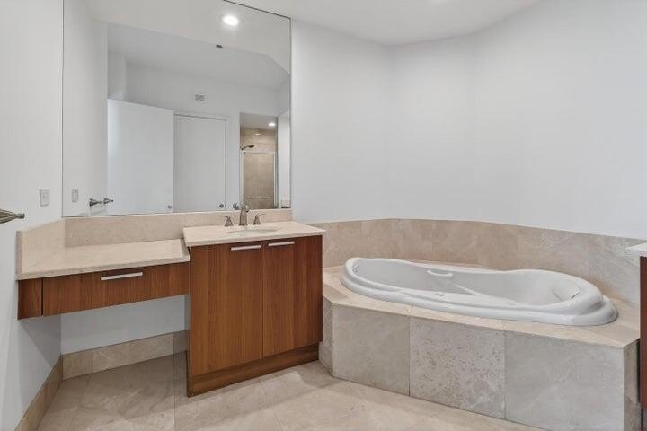 Located in the prestigious gated waterfront community of Marina - photo 22