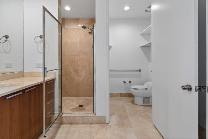 Located in the prestigious gated waterfront community of Marina - photo 24