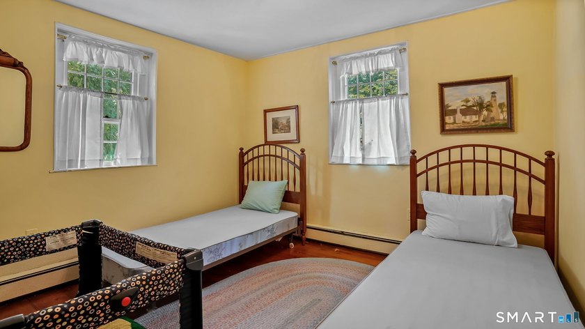Steeped in history and lovingly preserved, the Elijah Mallett - photo 25