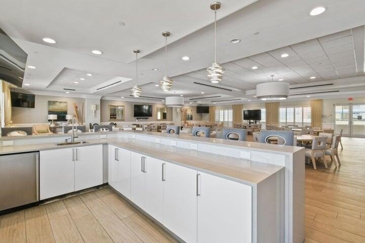Located in the prestigious gated waterfront community of Marina - photo 50