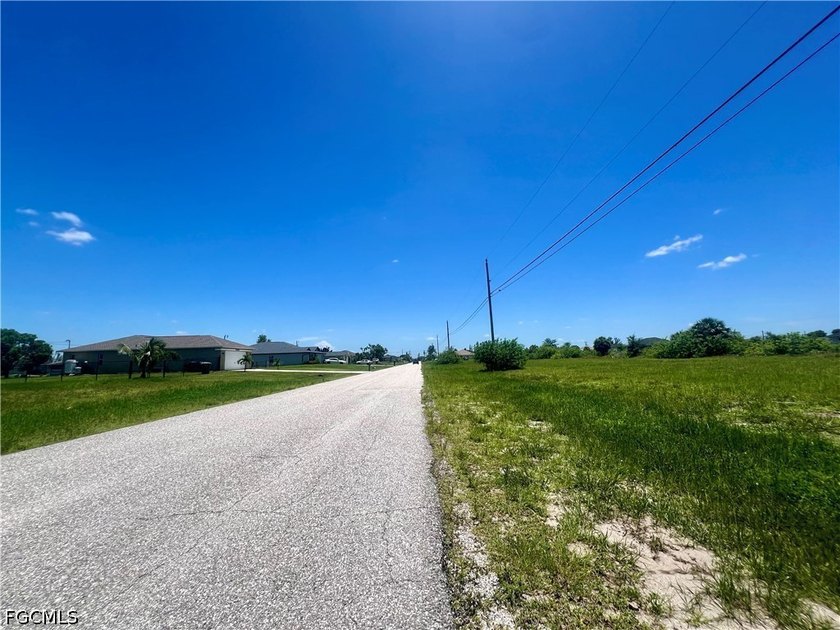 Fantastic opportunity! This lot is located in the beautiful - photo 4