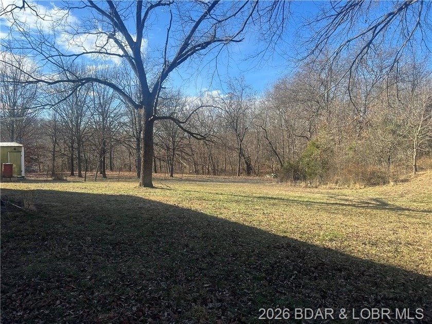 This is a beautiful setting close to town but yet private. This - photo 12