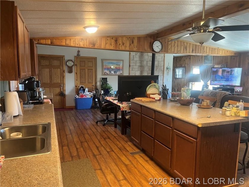 This is a beautiful setting close to town but yet private. This - photo 26