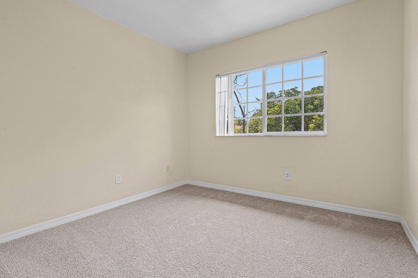 Don't miss this exceptional opportunity to own a cozy townhome - photo 28