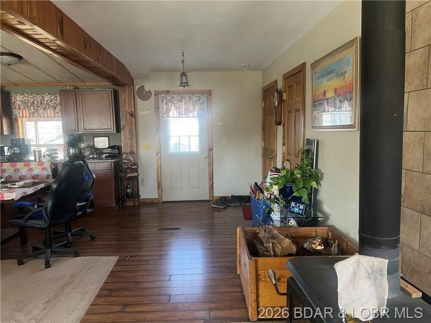 This is a beautiful setting close to town but yet private. This - photo 30
