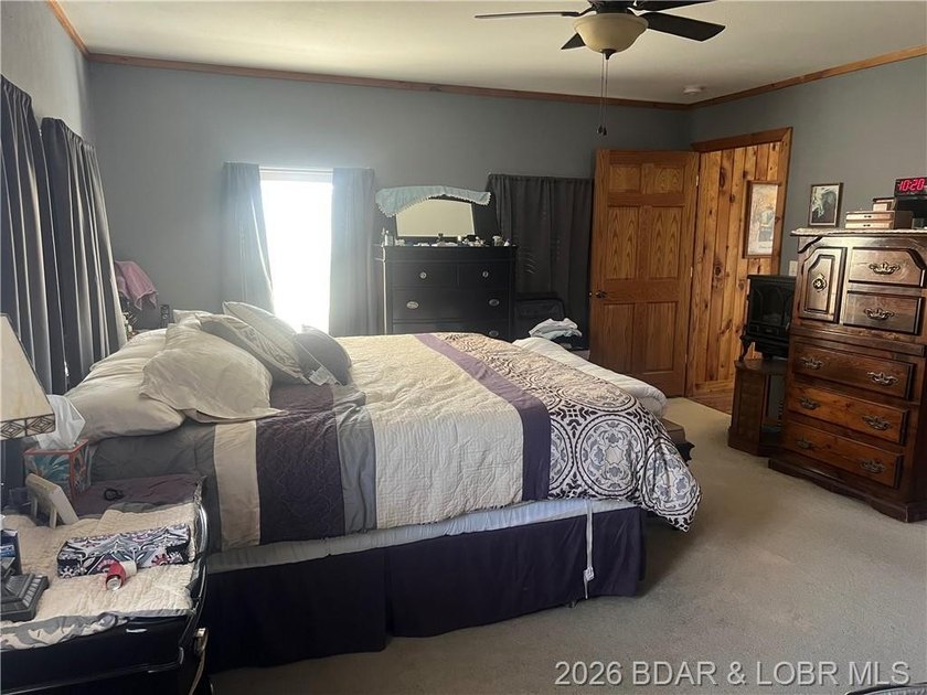 This is a beautiful setting close to town but yet private. This - photo 35