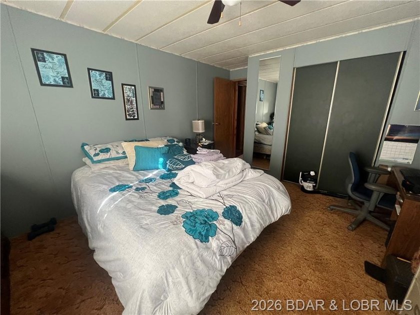 This is a beautiful setting close to town but yet private. This - photo 39