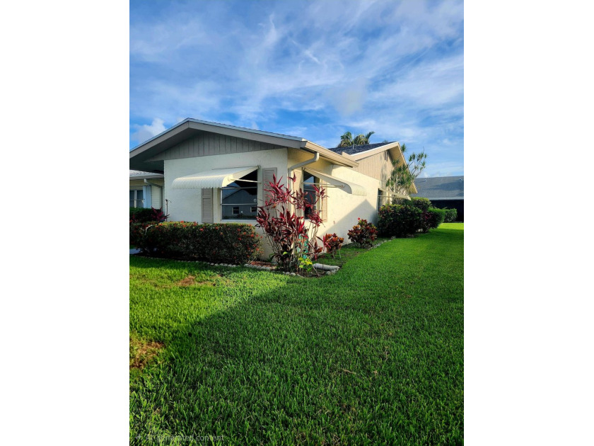 Welcome to the Cypress Lakes Active 55+ community, where you can - photo 3
