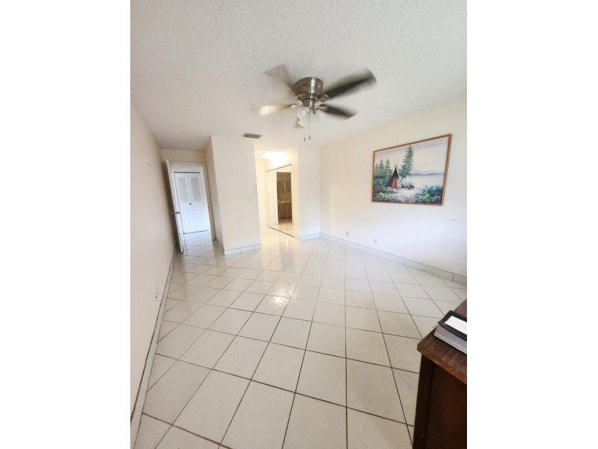 Welcome to the Cypress Lakes Active 55+ community, where you can - photo 8